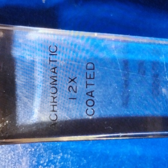 Acrylic Base Printers Magnifier - Picture 2 of 7